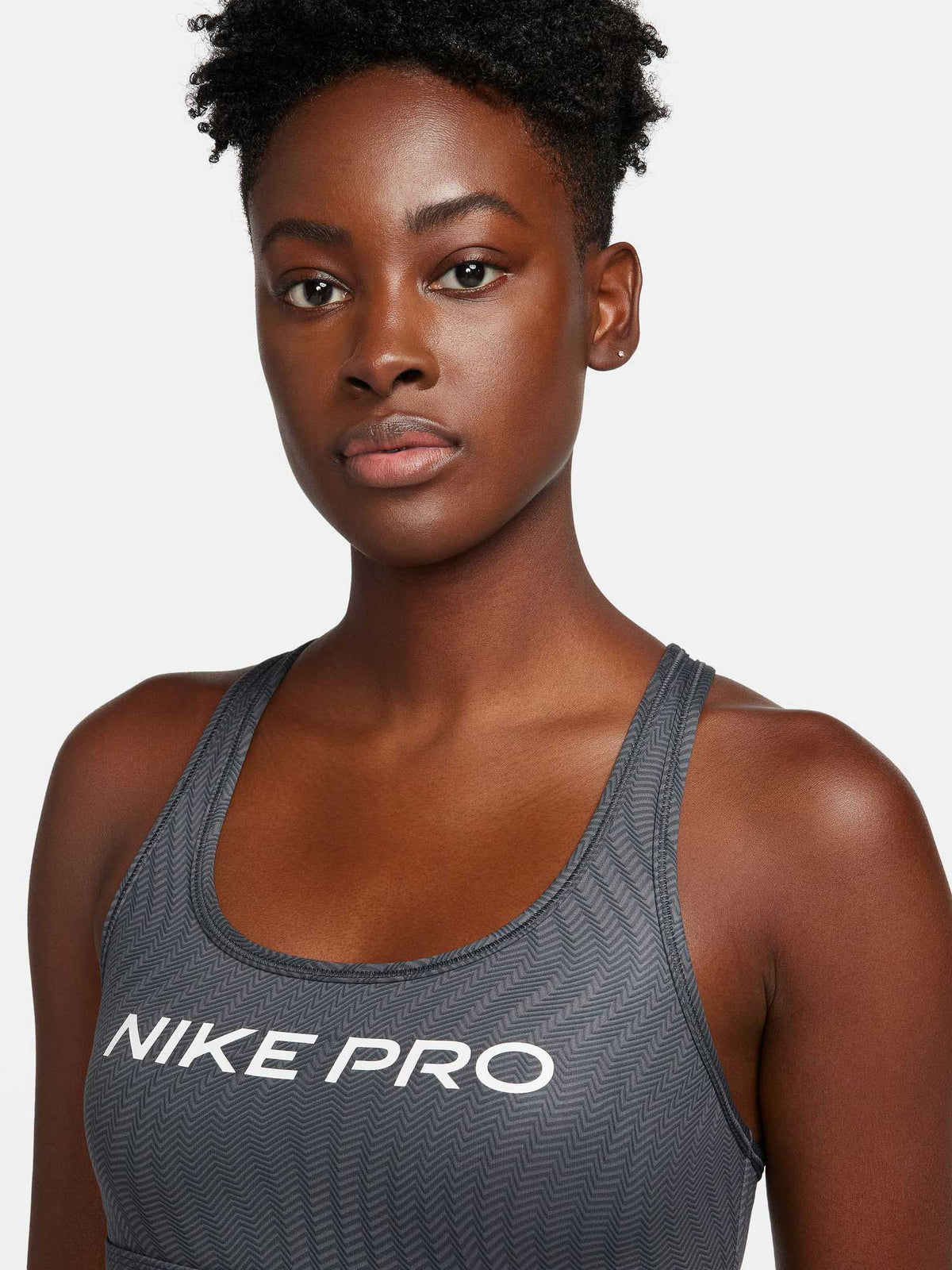 NIKE Спортен сутиен W NP SWSH LGT SPT AOP BRA
