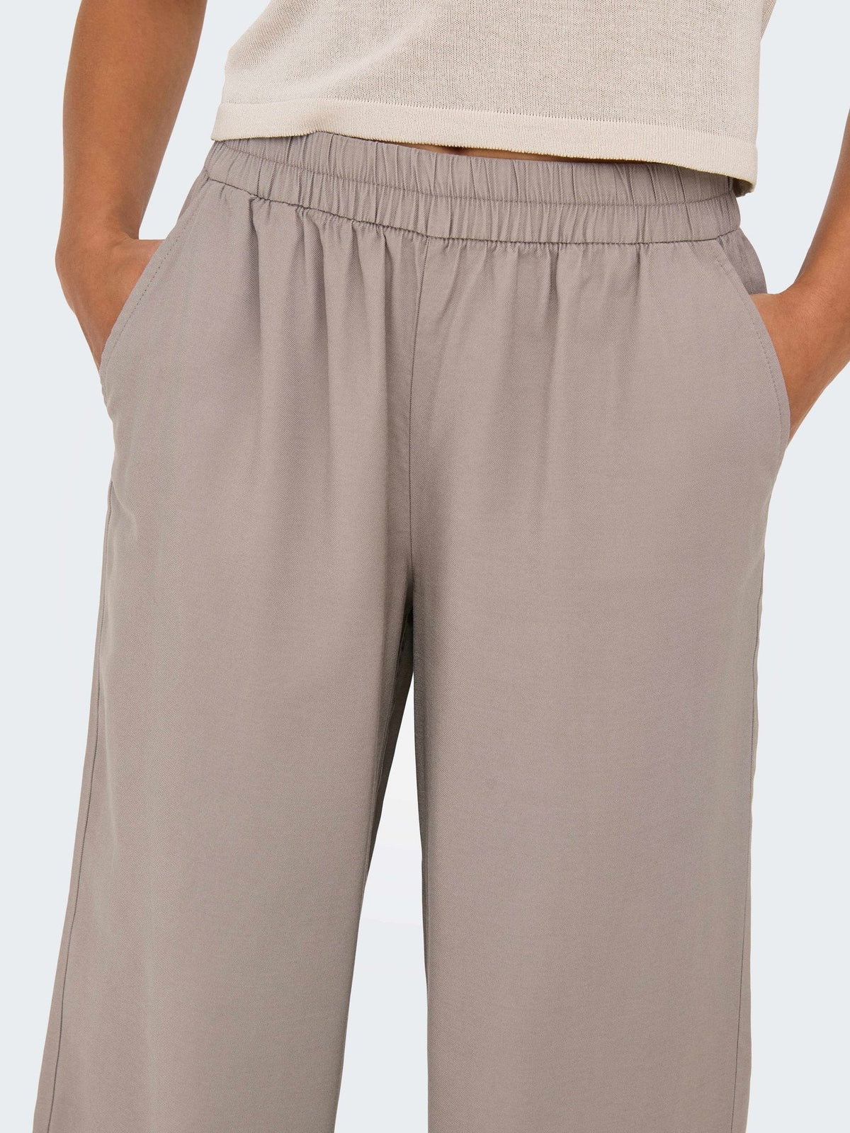 ONLY Панталон ONLARIS LIFE HW PULL-UP PANT WVN NOOS