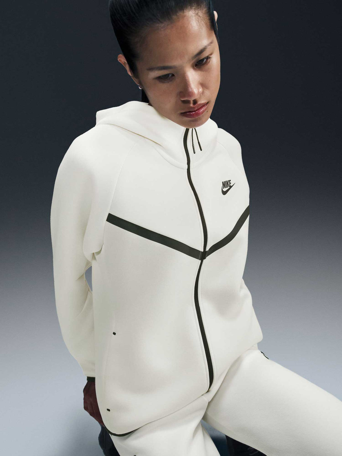 NIKE Суитшърт W NSW TCH FLC WR FZ HDY 2