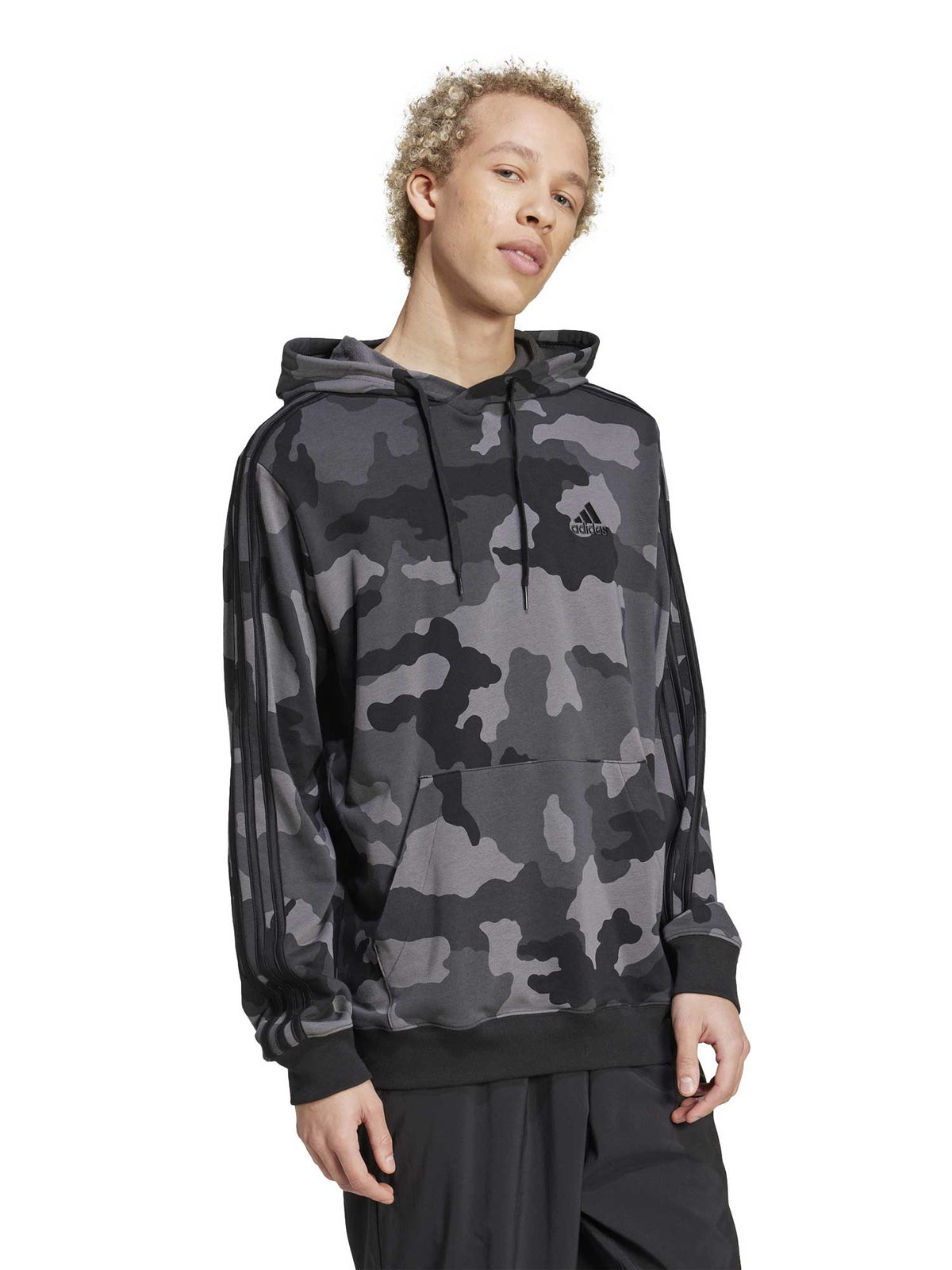 ADIDAS SPORTSWEAR Суитшърт Seasonal Essentials Camouflage Hoodie
