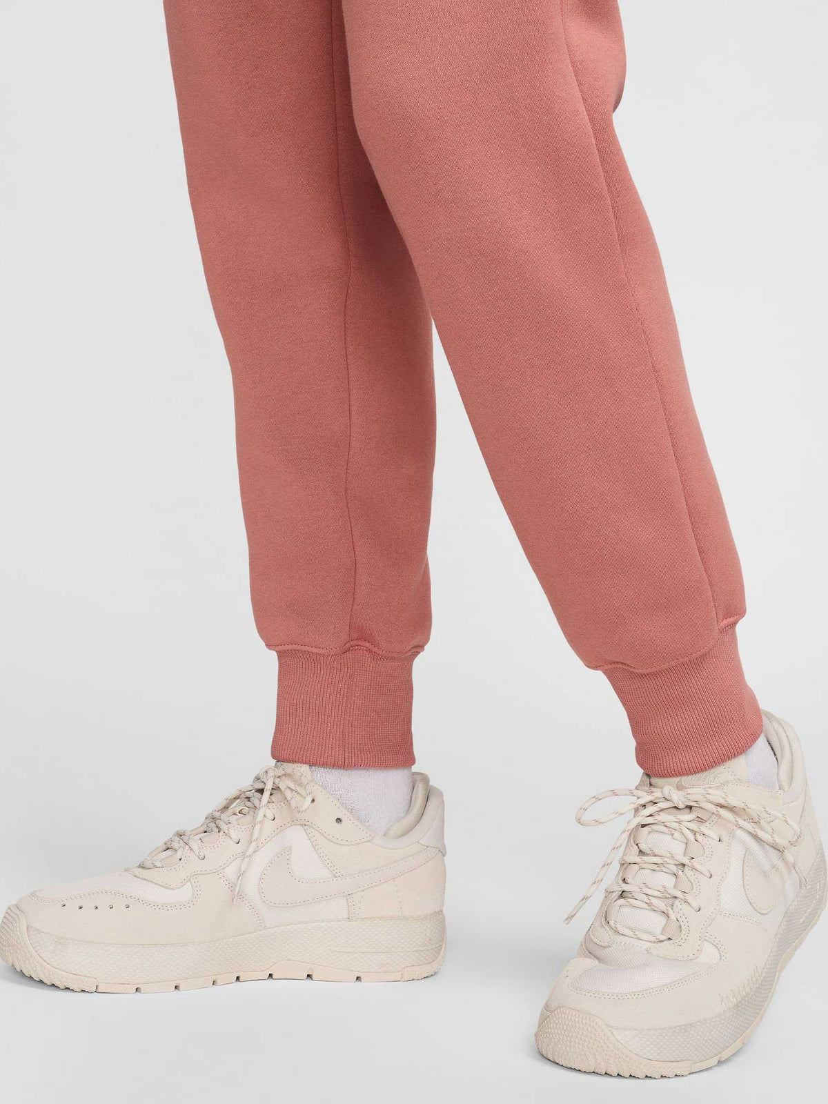 NIKE Спортно долнище W NSW PHNX FLC MR STD LOGO PNT