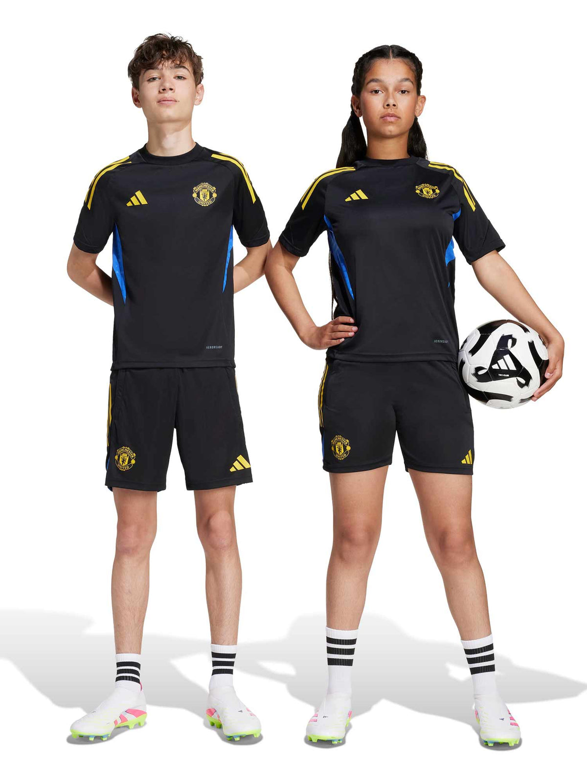 ADIDAS PERFORMANCE Къси панталони Manchester United Tiro 25